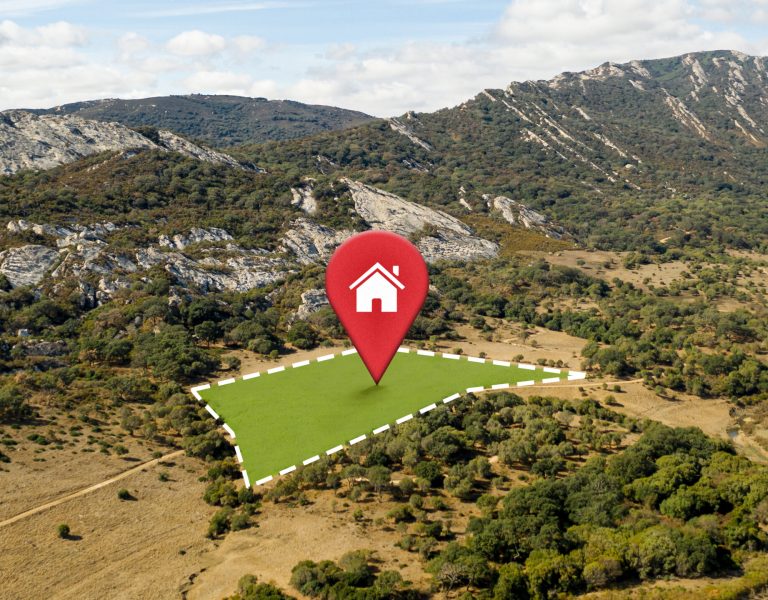 beautiful-landscape-with-mountain